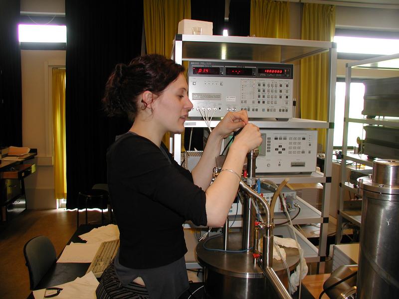 Kristine connecting the setup